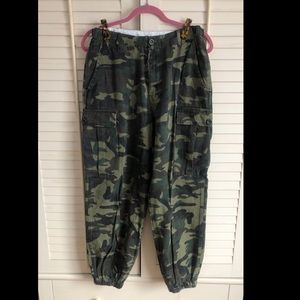 Fashion Nova Cadet Kim oversized cargo pants
